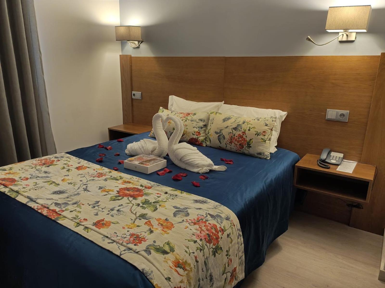 Hotel Santo Antonio De Padua Fátima Extérieur photo