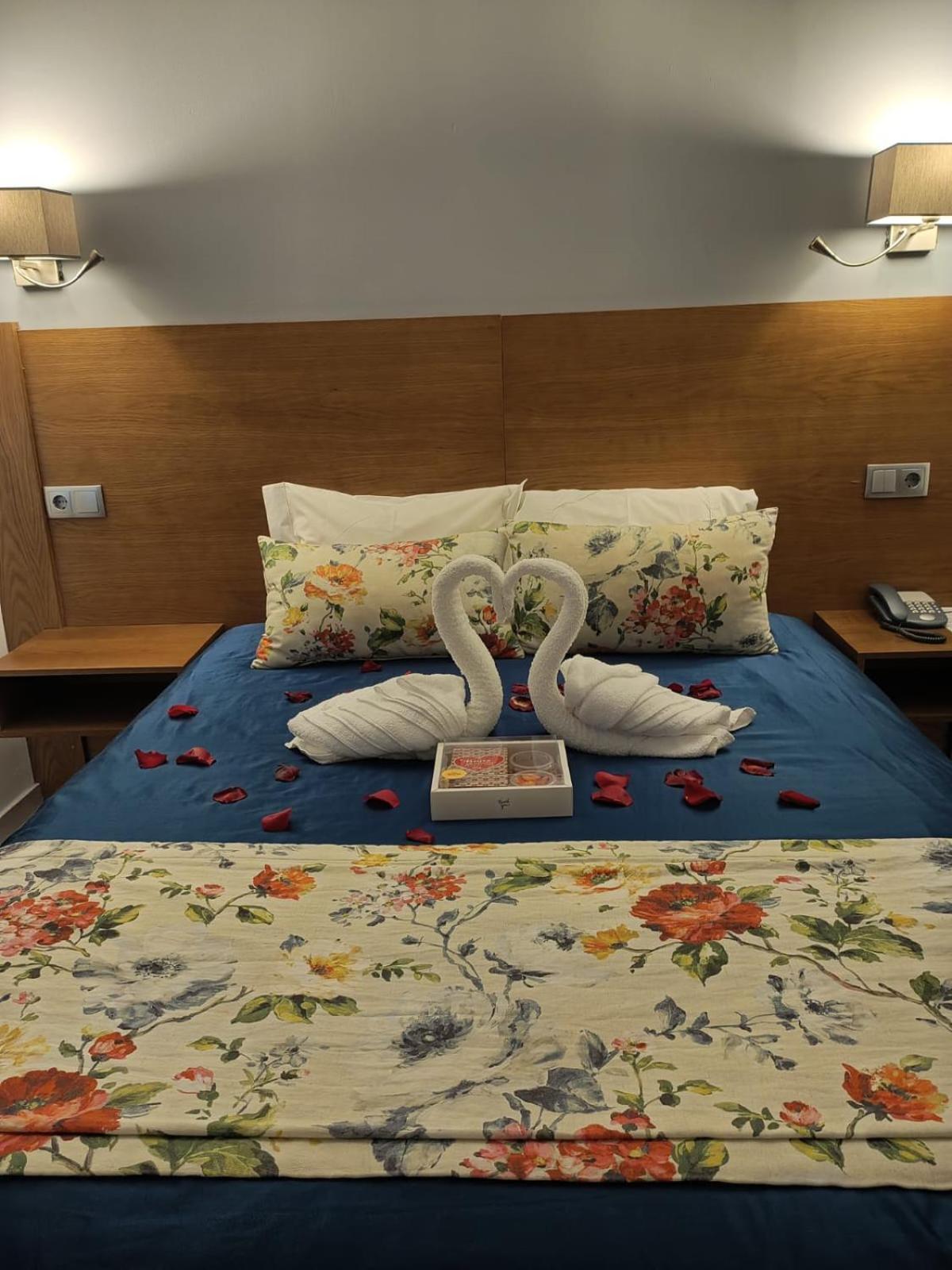 Hotel Santo Antonio De Padua Fátima Extérieur photo