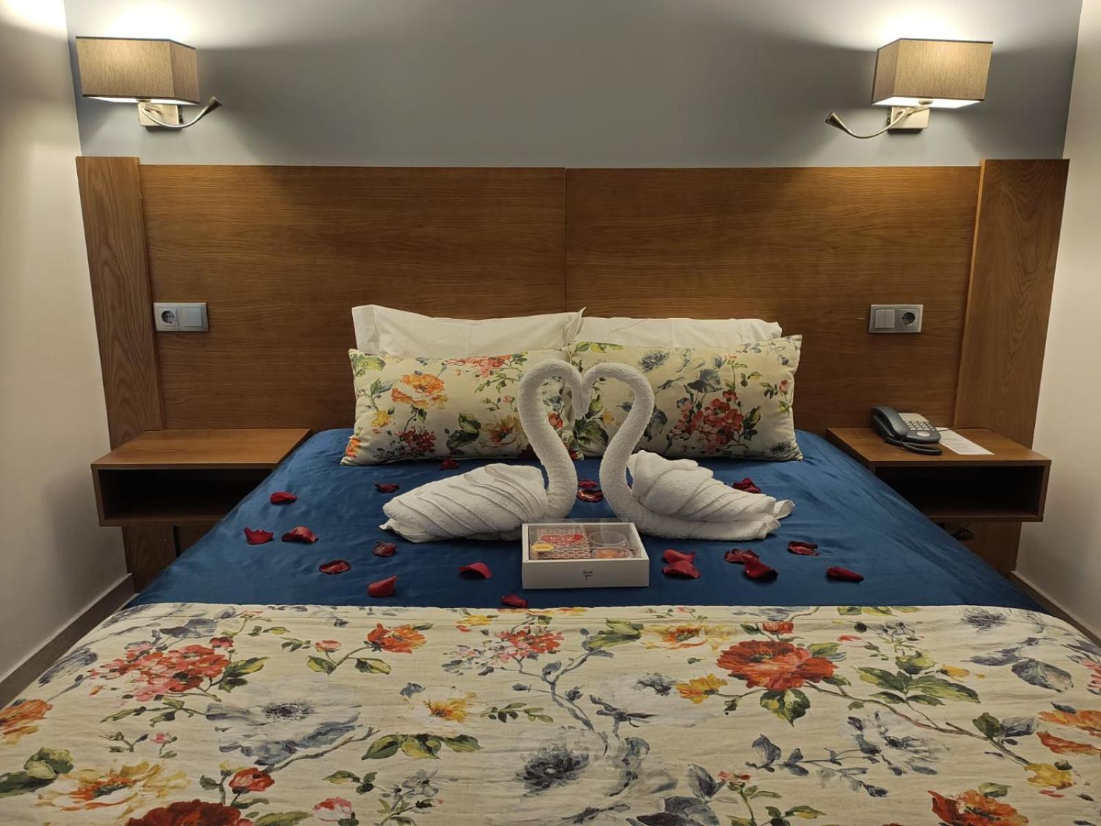Hotel Santo Antonio De Padua Fátima Extérieur photo