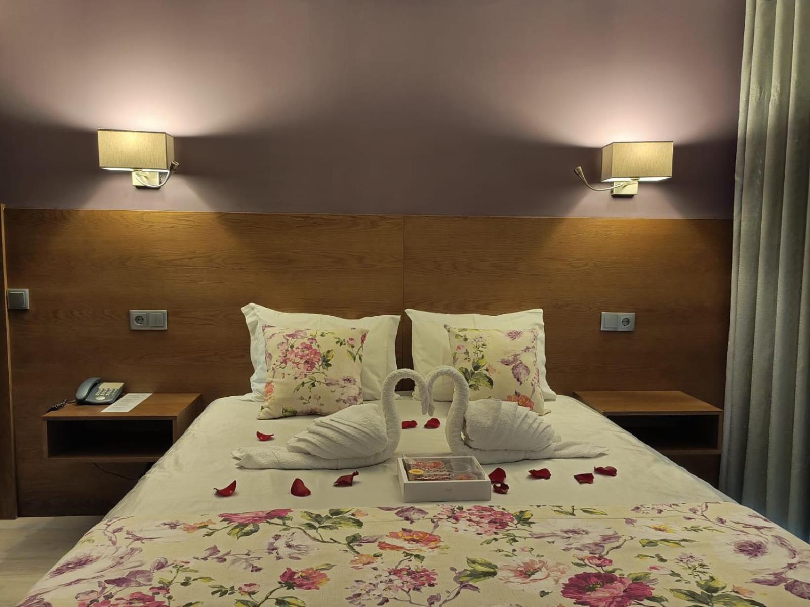 Hotel Santo Antonio De Padua Fátima Extérieur photo