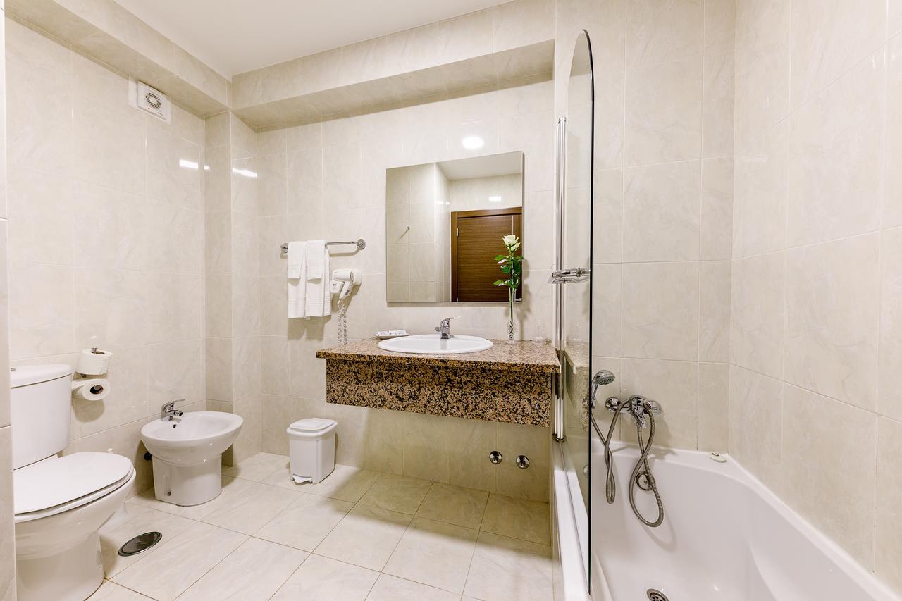 Hotel Santo Antonio De Padua Fátima Extérieur photo