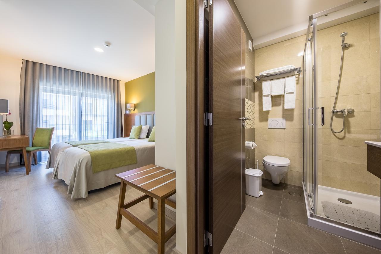 Hotel Santo Antonio De Padua Fátima Extérieur photo