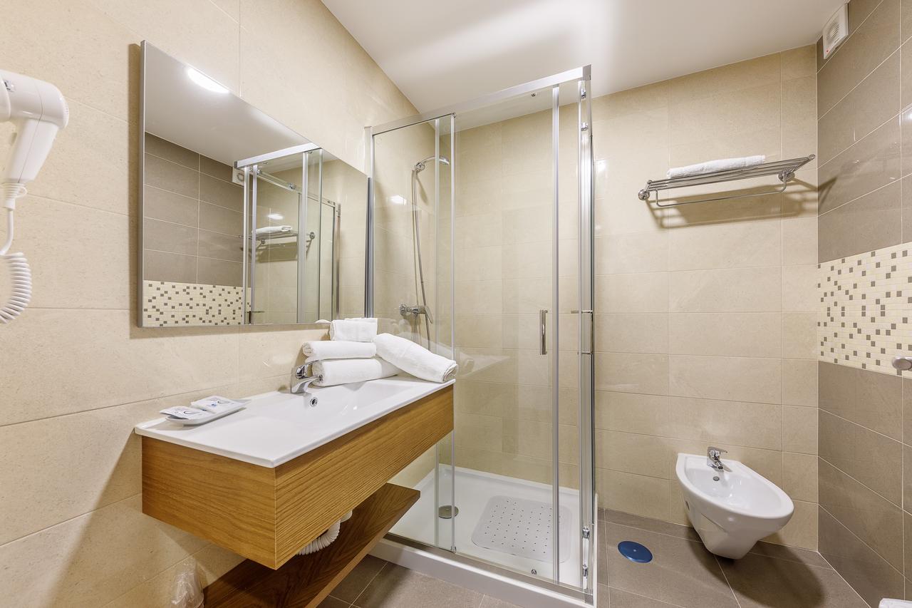 Hotel Santo Antonio De Padua Fátima Extérieur photo